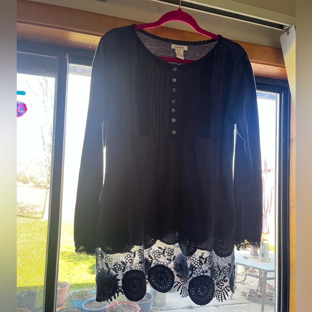 Sundance lace steel blue tunic. Gorgeous! Like new. Size L - Picture 3 of 5